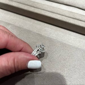 Lady’s diamond bridal set, Neil Lane